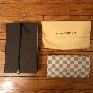 Brand New Louis Vuitton Sarah Wallet